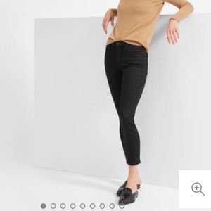 Ever Lane mid-rise black anchor jeans size 31.